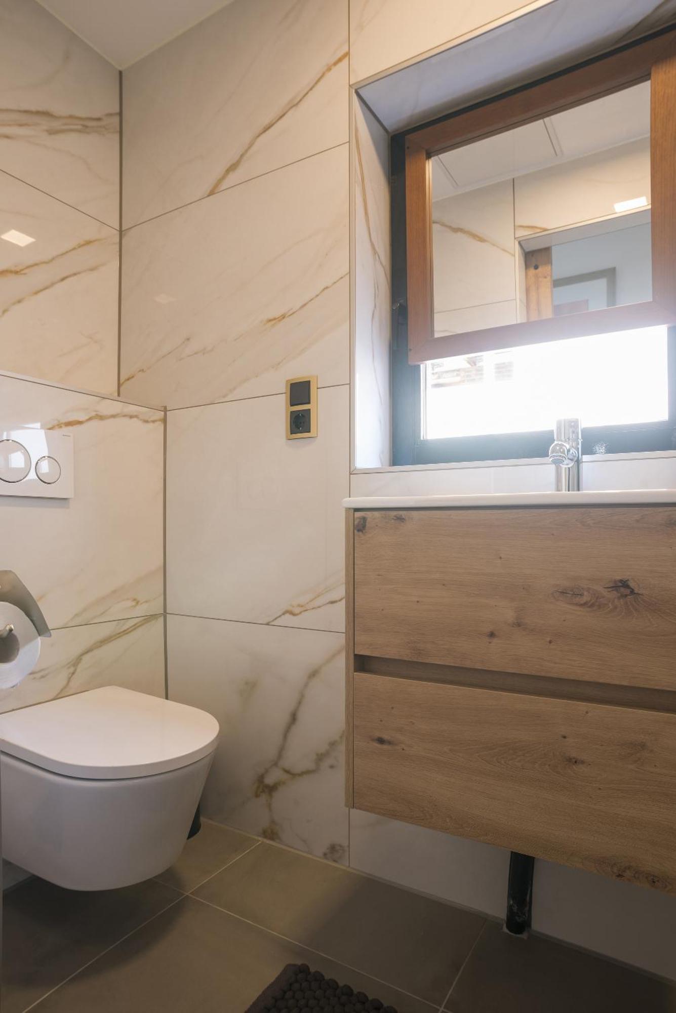 Cozy Suite With New Shower Near Popodium 013 Tilburg Exteriör bild